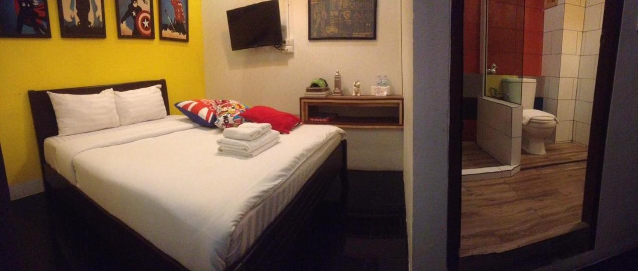 Urban-Bamboo Hostel Nakhonratcsaszima Kültér fotó